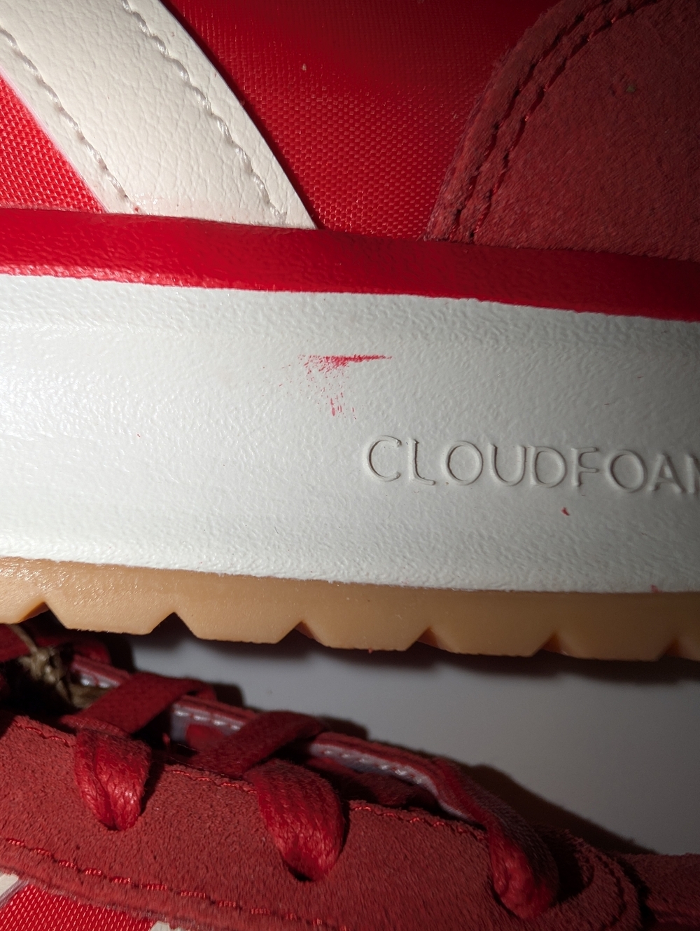Adidas Run 70s 2.0 Cloudfoam Comfort Sneakers Red White  NWT Womens Size 7 - Picture 6 of 8